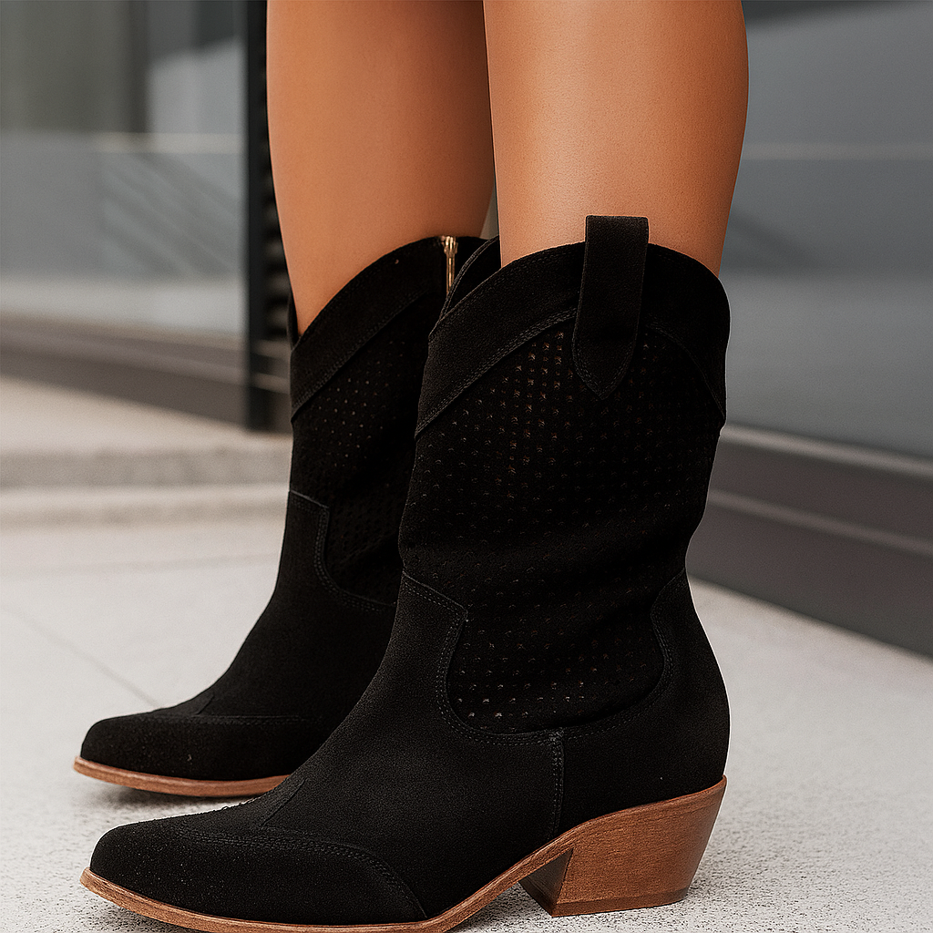 Freja | Women's Pointed Toe Suede Ankle Boots