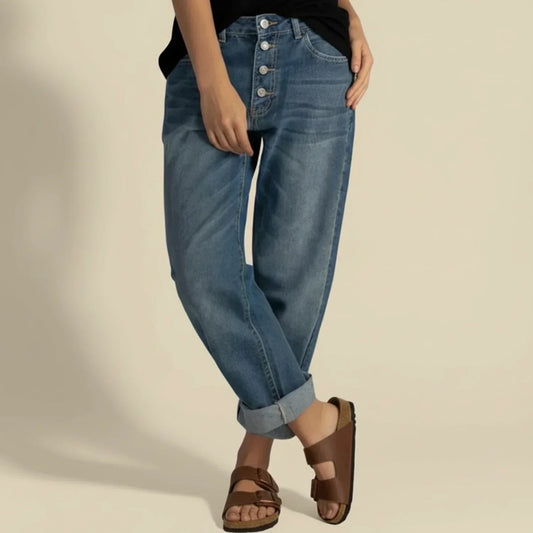 Clara | Mom-jeans med høj talje og knaplukning til kvinder